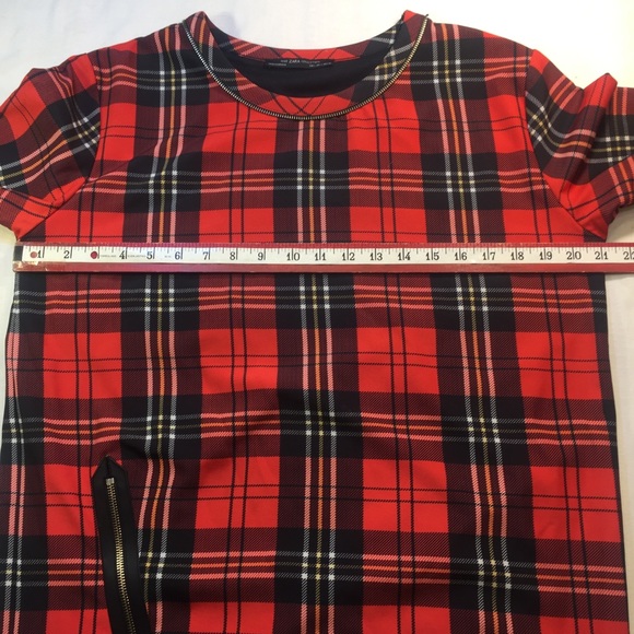 Zara collection red plaid top sz L zipper accents - Picture 3 of 6